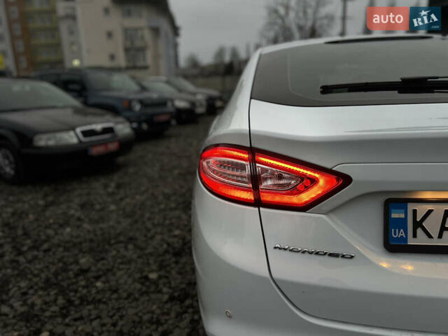 Белый Форд Мондео, объемом двигателя 1.5 л и пробегом 176 тыс. км за 11500 $, фото 23 на Automoto.ua