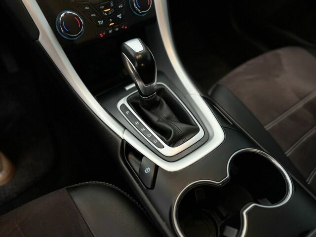 Белый Форд Мондео, объемом двигателя 1.5 л и пробегом 176 тыс. км за 11500 $, фото 16 на Automoto.ua