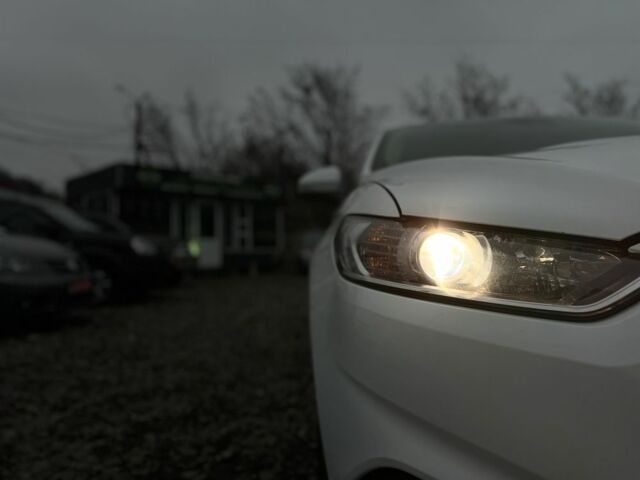 Белый Форд Мондео, объемом двигателя 1.5 л и пробегом 176 тыс. км за 11500 $, фото 19 на Automoto.ua