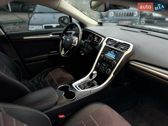 Белый Форд Мондео, объемом двигателя 1.5 л и пробегом 176 тыс. км за 11500 $, фото 6 на Automoto.ua