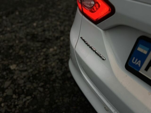 Белый Форд Мондео, объемом двигателя 1.5 л и пробегом 176 тыс. км за 11500 $, фото 22 на Automoto.ua