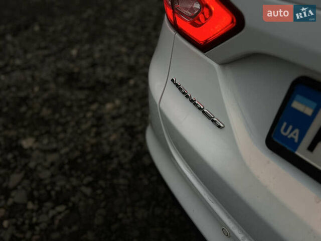 Белый Форд Мондео, объемом двигателя 1.5 л и пробегом 176 тыс. км за 11500 $, фото 22 на Automoto.ua