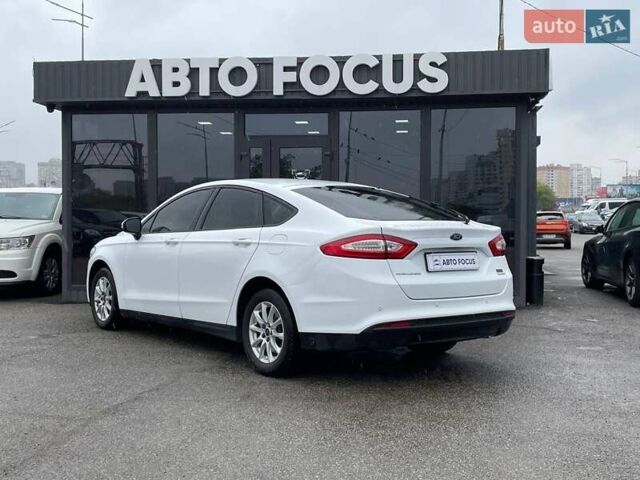 Форд Мондео 2017 в Киеве на Automoto.ua Белый Форд Мондео, объемом двигателя 1.5 л и пробегом 174 тыс. км за 12490 $, фото 4 на Automoto.ua