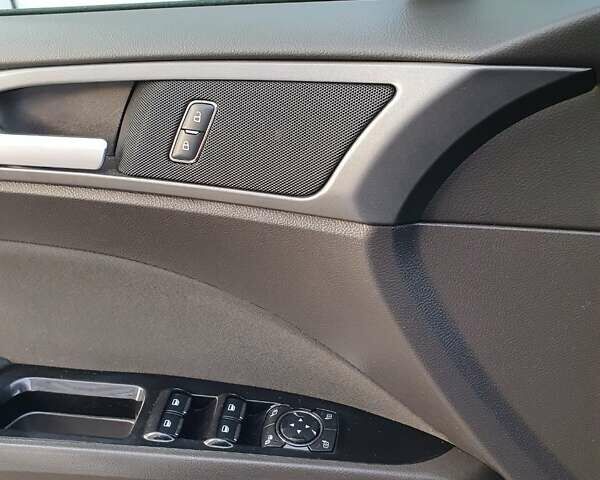 Форд Мондео 2017 в Ивано-Франковске на Automoto.ua Белый Форд Мондео, объемом двигателя 2 л и пробегом 170 тыс. км за 15500 $, фото 24 на Automoto.ua