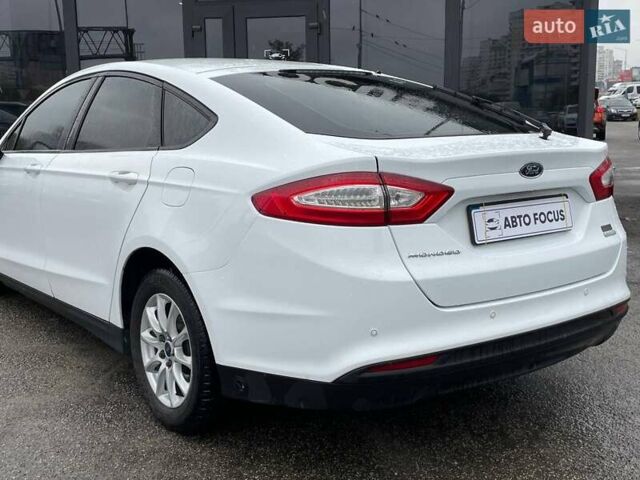 Форд Мондео 2017 в Киеве на Automoto.ua Белый Форд Мондео, объемом двигателя 1.5 л и пробегом 174 тыс. км за 12490 $, фото 5 на Automoto.ua