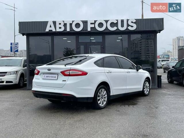 Форд Мондео 2017 в Киеве на Automoto.ua Белый Форд Мондео, объемом двигателя 1.5 л и пробегом 174 тыс. км за 12490 $, фото 7 на Automoto.ua