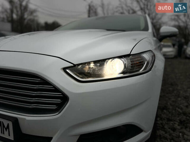 Белый Форд Мондео, объемом двигателя 1.5 л и пробегом 176 тыс. км за 11500 $, фото 18 на Automoto.ua