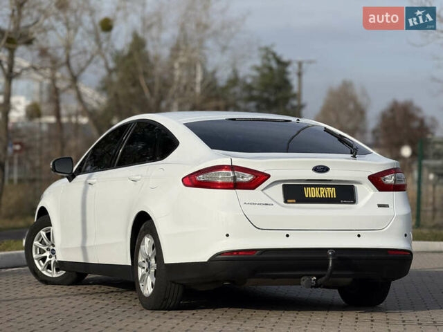 Белый Форд Мондео, объемом двигателя 2 л и пробегом 81 тыс. км за 14950 $, фото 13 на Automoto.ua