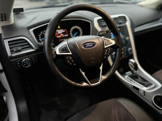 Белый Форд Мондео, объемом двигателя 1.5 л и пробегом 176 тыс. км за 11500 $, фото 14 на Automoto.ua