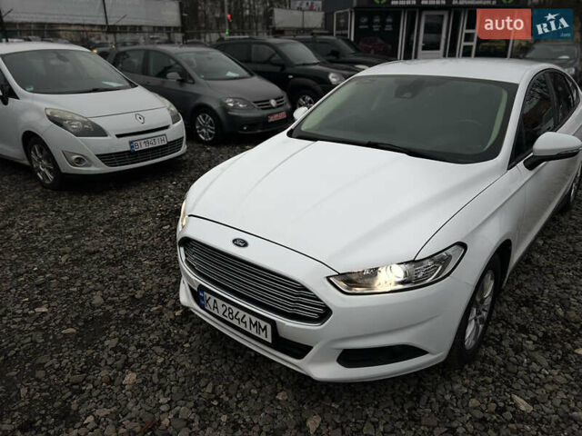 Белый Форд Мондео, объемом двигателя 1.5 л и пробегом 176 тыс. км за 11500 $, фото 20 на Automoto.ua