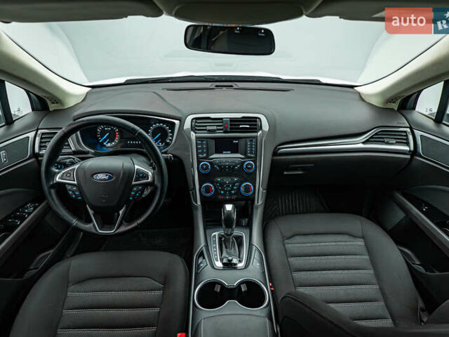 Белый Форд Мондео, объемом двигателя 1.5 л и пробегом 79 тыс. км за 16417 $, фото 9 на Automoto.ua