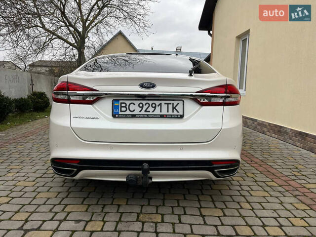 Белый Форд Мондео, объемом двигателя 2 л и пробегом 233 тыс. км за 17100 $, фото 9 на Automoto.ua