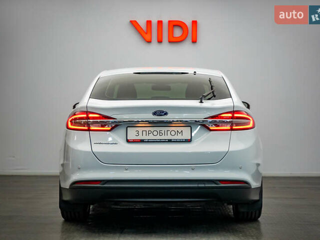 Белый Форд Мондео, объемом двигателя 1.5 л и пробегом 79 тыс. км за 16417 $, фото 5 на Automoto.ua