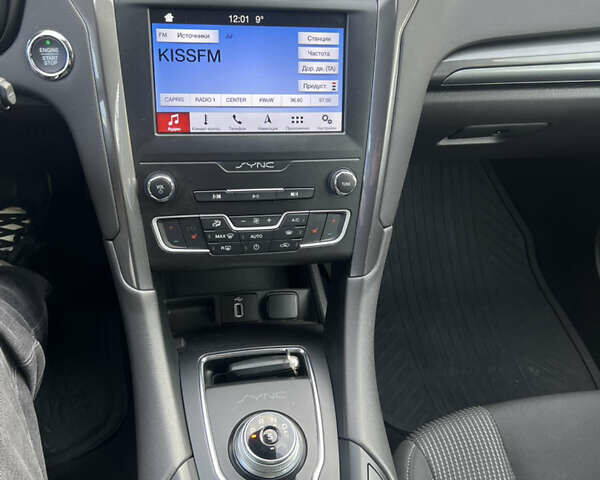 Белый Форд Мондео, объемом двигателя 2 л и пробегом 56 тыс. км за 21500 $, фото 15 на Automoto.ua