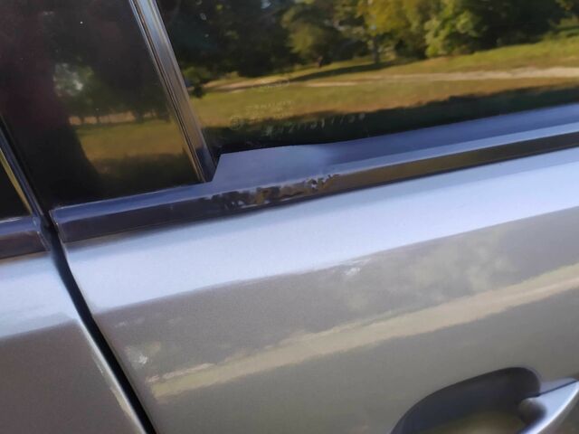 Бежевый Форд Мондео, объемом двигателя 2 л и пробегом 231 тыс. км за 4600 $, фото 11 на Automoto.ua