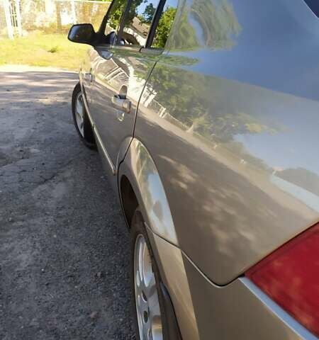 Бежевый Форд Мондео, объемом двигателя 2 л и пробегом 231 тыс. км за 5000 $, фото 59 на Automoto.ua