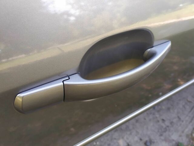 Бежевый Форд Мондео, объемом двигателя 2 л и пробегом 231 тыс. км за 4600 $, фото 12 на Automoto.ua