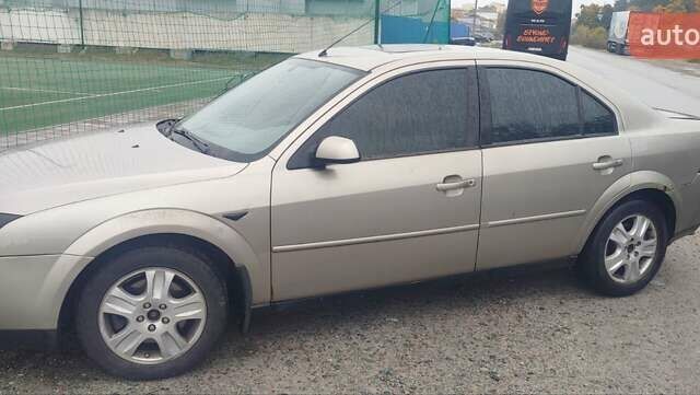 Бежевый Форд Мондео, объемом двигателя 2 л и пробегом 386 тыс. км за 2850 $, фото 1 на Automoto.ua