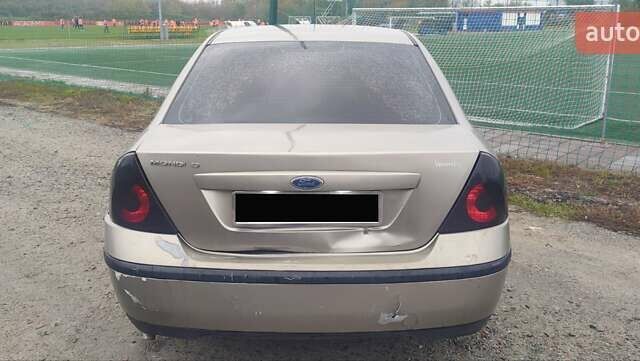 Бежевый Форд Мондео, объемом двигателя 2 л и пробегом 386 тыс. км за 2850 $, фото 3 на Automoto.ua