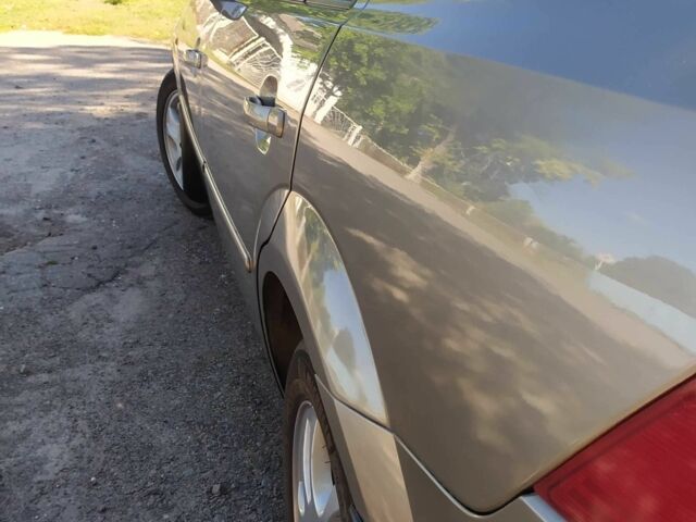 Бежевый Форд Мондео, объемом двигателя 2 л и пробегом 231 тыс. км за 4600 $, фото 4 на Automoto.ua