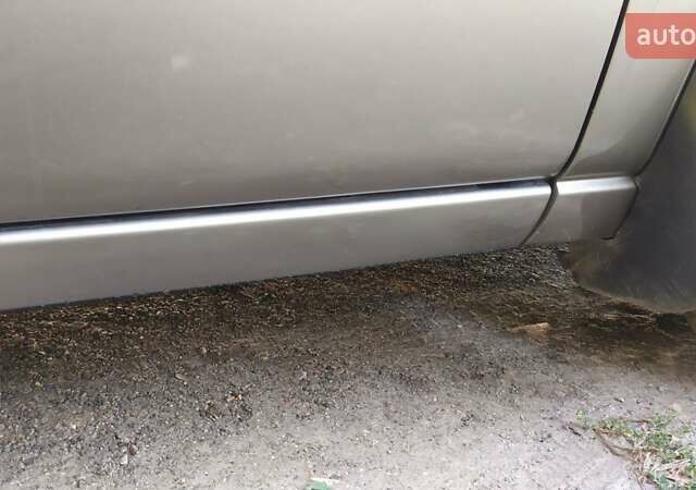 Бежевый Форд Мондео, объемом двигателя 2 л и пробегом 231 тыс. км за 5000 $, фото 36 на Automoto.ua