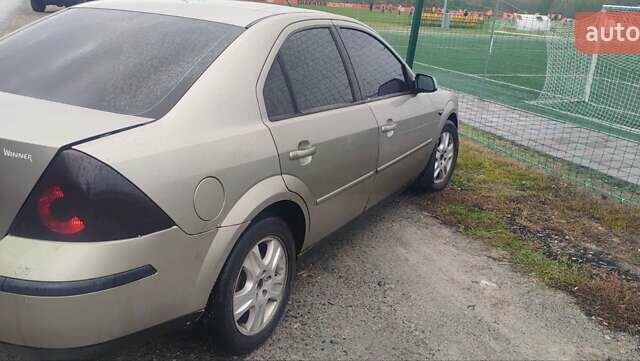 Бежевый Форд Мондео, объемом двигателя 2 л и пробегом 386 тыс. км за 2850 $, фото 5 на Automoto.ua