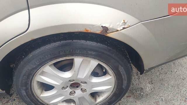 Бежевый Форд Мондео, объемом двигателя 2 л и пробегом 386 тыс. км за 2850 $, фото 2 на Automoto.ua