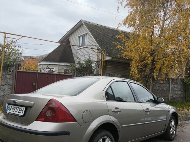 Бежевый Форд Мондео, объемом двигателя 2 л и пробегом 170 тыс. км за 3200 $, фото 3 на Automoto.ua