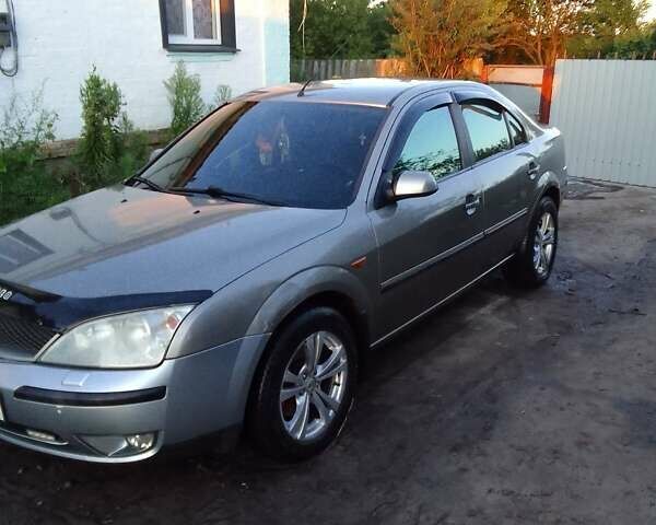 Бежевый Форд Мондео, объемом двигателя 1.8 л и пробегом 263 тыс. км за 3600 $, фото 4 на Automoto.ua