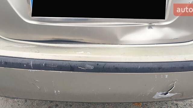 Бежевый Форд Мондео, объемом двигателя 2 л и пробегом 386 тыс. км за 2850 $, фото 4 на Automoto.ua