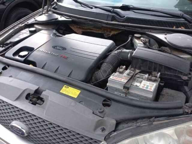 Бежевий Форд Мондео, об'ємом двигуна 2 л та пробігом 248 тис. км за 3700 $, фото 6 на Automoto.ua