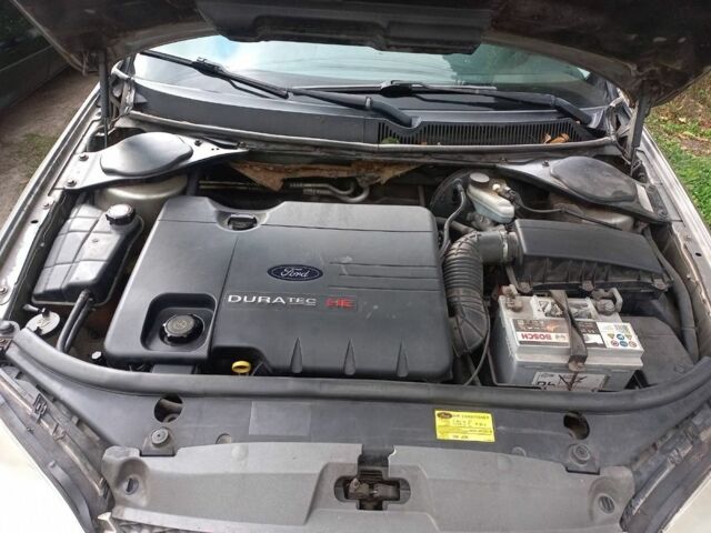 Бежевий Форд Мондео, об'ємом двигуна 2 л та пробігом 248 тис. км за 3700 $, фото 5 на Automoto.ua