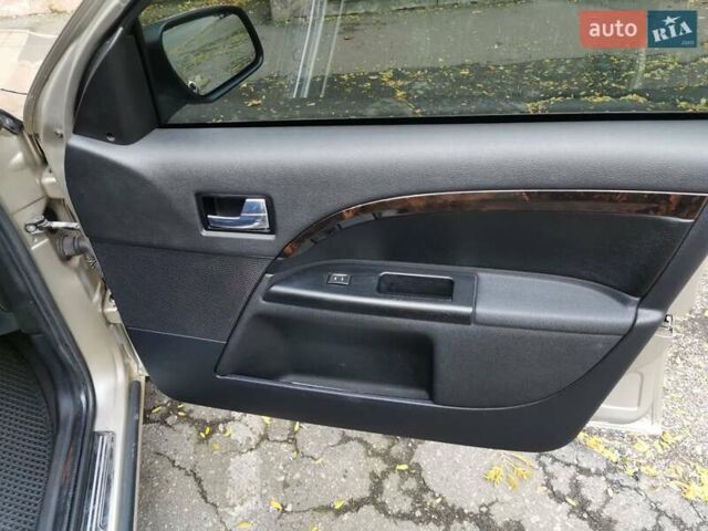 Форд Мондео 2004 в Одессе на Automoto.ua Бежевый Форд Мондео, объемом двигателя 2 л и пробегом 127 тыс. км за 6500 $, фото 4 на Automoto.ua