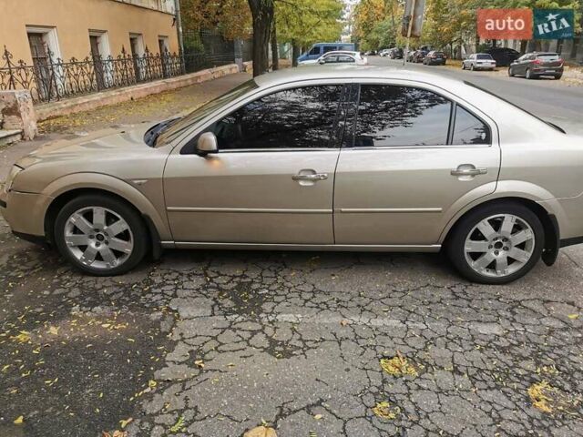 Форд Мондео 2004 в Одессе на Automoto.ua Бежевый Форд Мондео, объемом двигателя 2 л и пробегом 127 тыс. км за 6500 $, фото 9 на Automoto.ua