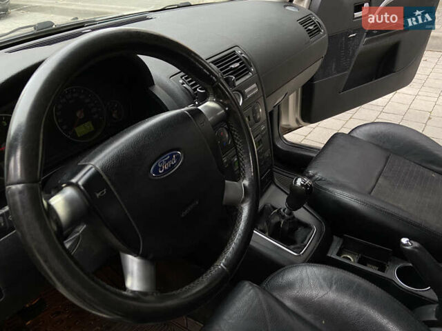 Бежевый Форд Мондео, объемом двигателя 2 л и пробегом 285 тыс. км за 2950 $, фото 18 на Automoto.ua