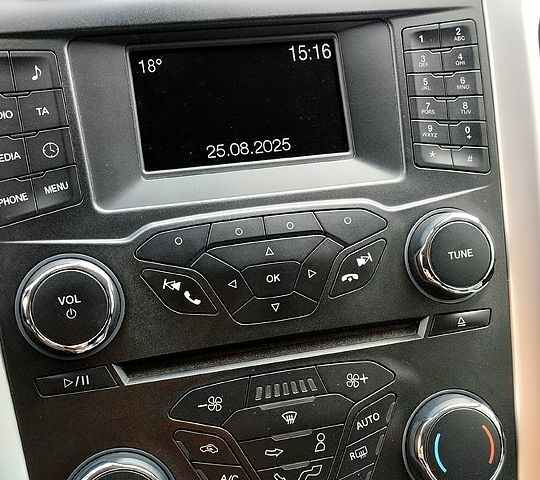 Бежевый Форд Мондео, объемом двигателя 2 л и пробегом 340 тыс. км за 9800 $, фото 5 на Automoto.ua