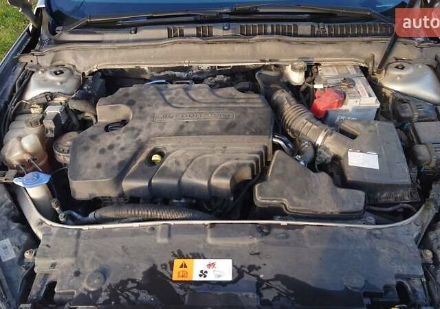 Бежевый Форд Мондео, объемом двигателя 2 л и пробегом 246 тыс. км за 10899 $, фото 22 на Automoto.ua