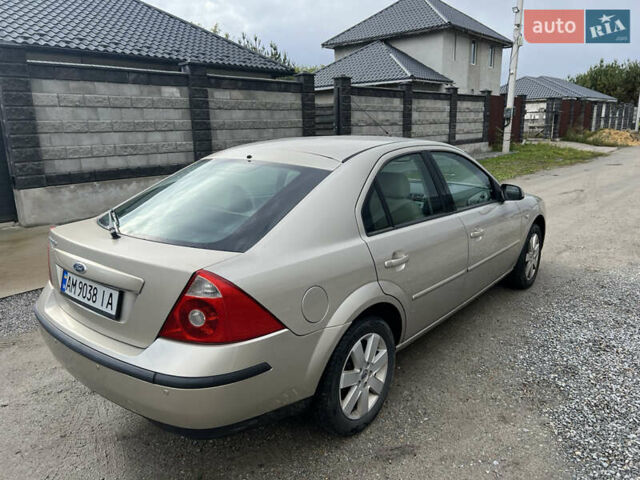 Бежевый Форд Мондео, объемом двигателя 1.8 л и пробегом 244 тыс. км за 3800 $, фото 4 на Automoto.ua