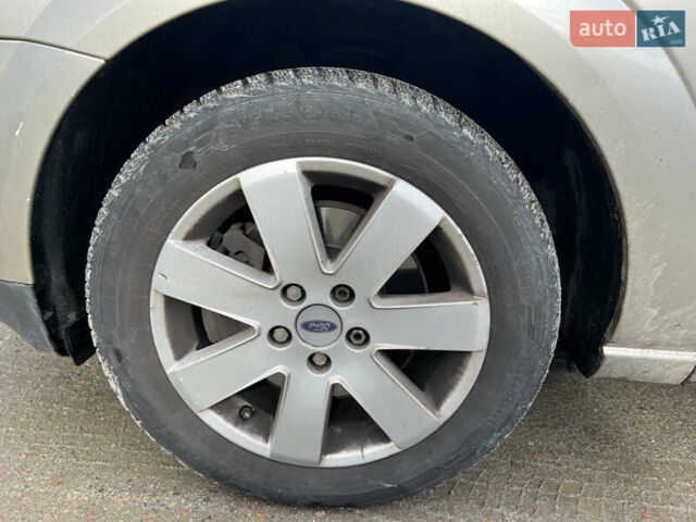 Бежевый Форд Мондео, объемом двигателя 1.8 л и пробегом 244 тыс. км за 3800 $, фото 3 на Automoto.ua