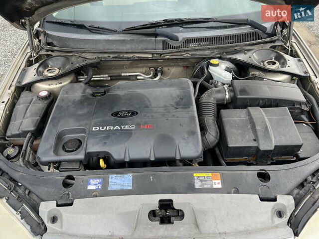 Бежевый Форд Мондео, объемом двигателя 1.8 л и пробегом 244 тыс. км за 3800 $, фото 12 на Automoto.ua