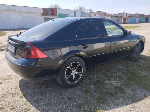 Черный Форд Мондео, объемом двигателя 2 л и пробегом 345 тыс. км за 4200 $, фото 2 на Automoto.ua