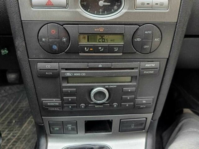 Форд Мондео 2004 в Львове на Automoto.ua Черный Форд Мондео, объемом двигателя 2 л и пробегом 275 тыс. км за 3200 $, фото 4 на Automoto.ua