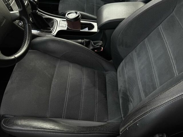 Чорний Форд Мондео, об'ємом двигуна 2 л та пробігом 204 тис. км за 6699 $, фото 14 на Automoto.ua