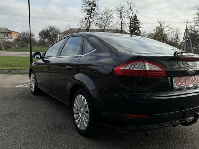 Чорний Форд Мондео, об'ємом двигуна 2 л та пробігом 204 тис. км за 6699 $, фото 2 на Automoto.ua
