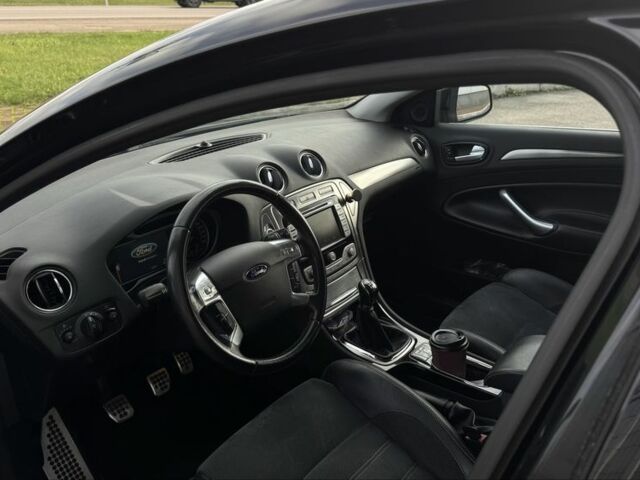 Чорний Форд Мондео, об'ємом двигуна 2 л та пробігом 204 тис. км за 6699 $, фото 10 на Automoto.ua