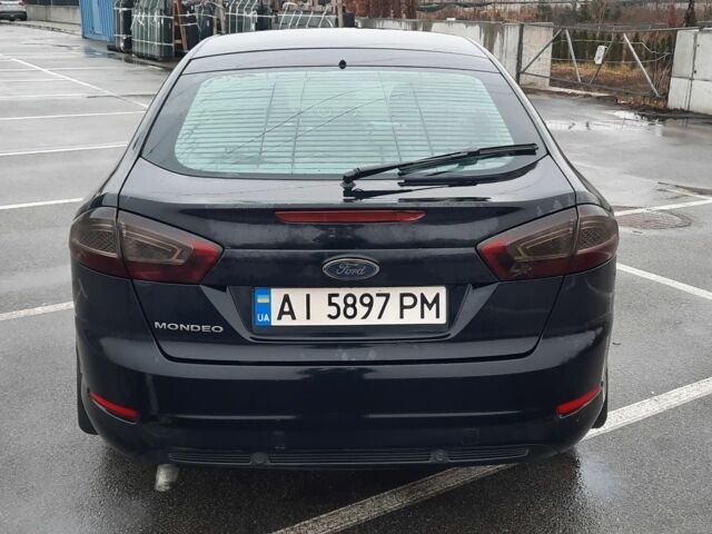 Черный Форд Мондео, объемом двигателя 2 л и пробегом 272 тыс. км за 7500 $, фото 4 на Automoto.ua