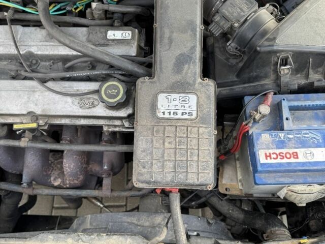 Черный Форд Мондео, объемом двигателя 1.8 л и пробегом 250 тыс. км за 1400 $, фото 8 на Automoto.ua