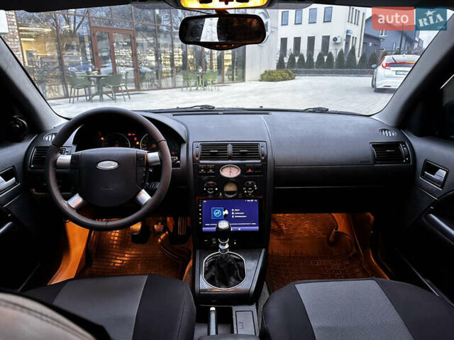 Черный Форд Мондео, объемом двигателя 2 л и пробегом 220 тыс. км за 2800 $, фото 18 на Automoto.ua