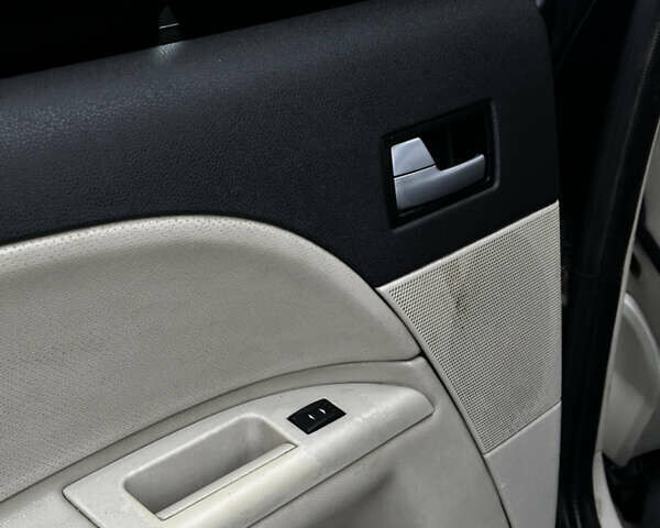 Черный Форд Мондео, объемом двигателя 2 л и пробегом 220 тыс. км за 2800 $, фото 27 на Automoto.ua