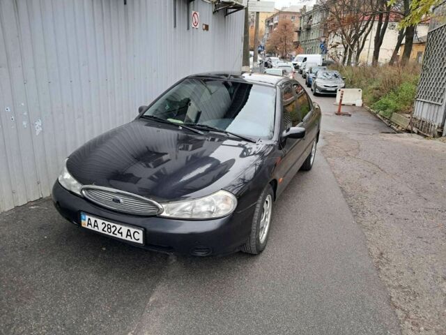 Черный Форд Мондео, объемом двигателя 0 л и пробегом 211 тыс. км за 1950 $, фото 2 на Automoto.ua